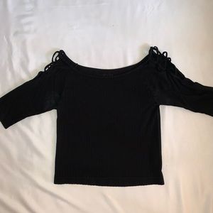 Black Crop Top with Mid-sleeves